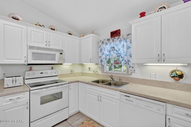 80 Roxboro Drive, Palm Coast, FL 32164