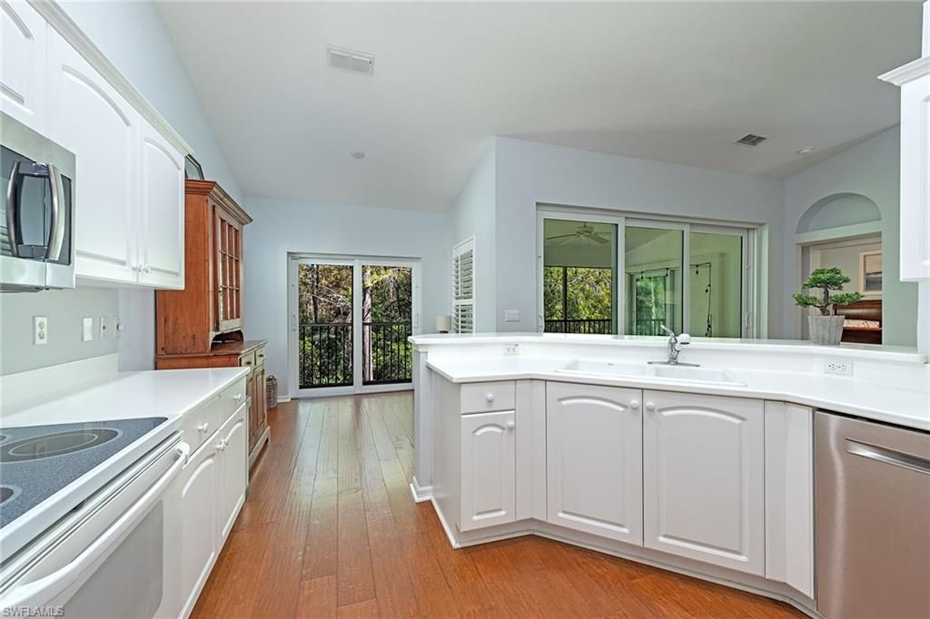 2540 Talon CT 503, NAPLES, FL 34105 — photo 5