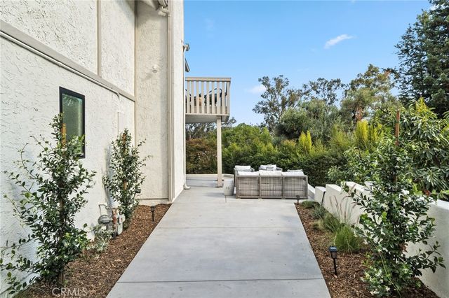 275 Fairview Road, Ojai, CA 93023