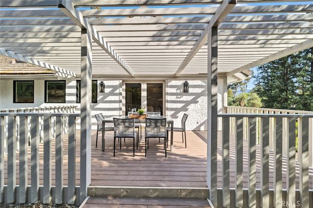 275 Fairview Road, Ojai, CA 93023