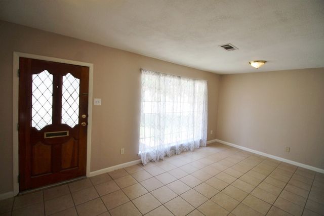 821 Rea Avenue, Lancaster, TX 75146