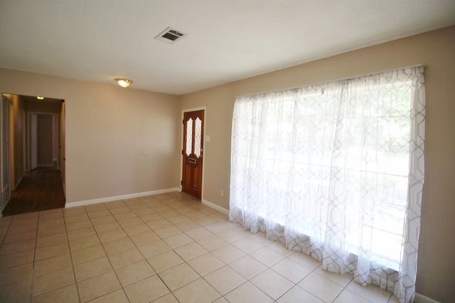 821 Rea Avenue, Lancaster, TX 75146