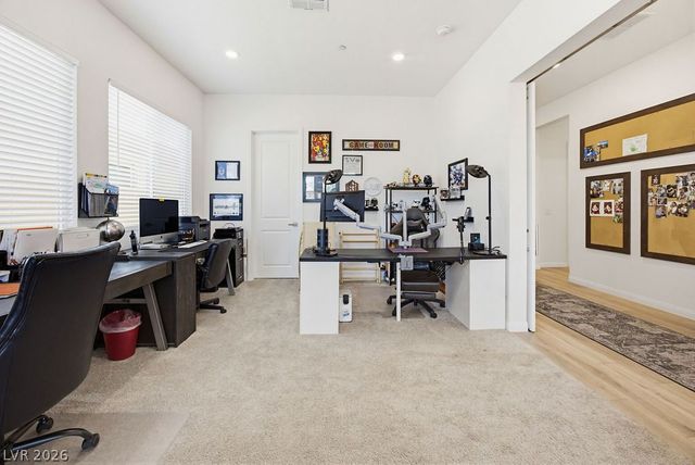 4315 Skylake Court, Las Vegas, NV 89129