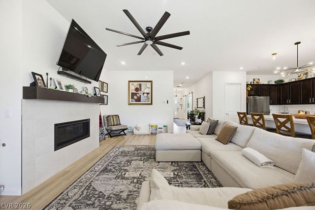4315 Skylake Court, Las Vegas, NV 89129