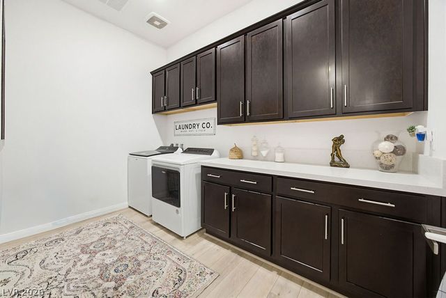 4315 Skylake Court, Las Vegas, NV 89129