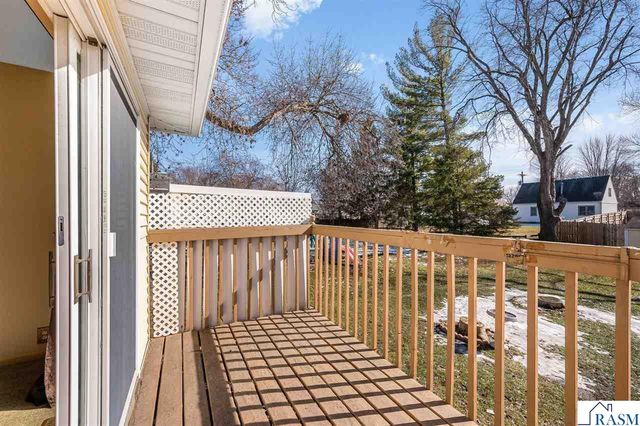 511 Harrison Avenue, North Mankato, MN 56003