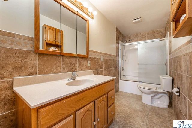 511 Harrison Avenue, North Mankato, MN 56003