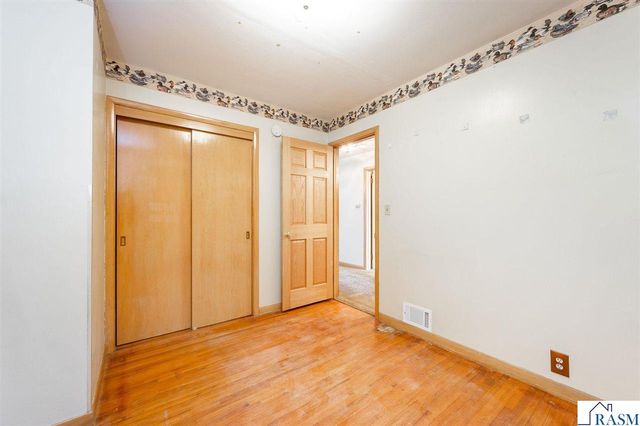 511 Harrison Avenue, North Mankato, MN 56003