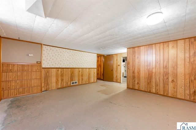 511 Harrison Avenue, North Mankato, MN 56003