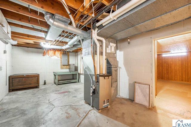 511 Harrison Avenue, North Mankato, MN 56003