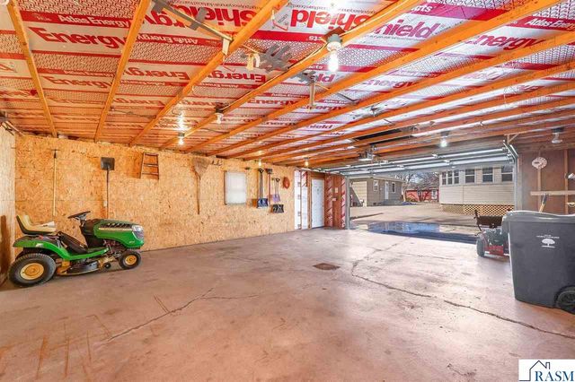 511 Harrison Avenue, North Mankato, MN 56003