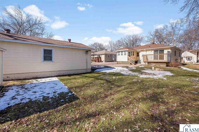 511 Harrison Avenue, North Mankato, MN 56003