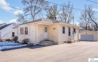 511 Harrison Avenue, North Mankato, MN 56003