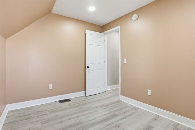 269 Lexington Avenue, Rochester, NY 14613