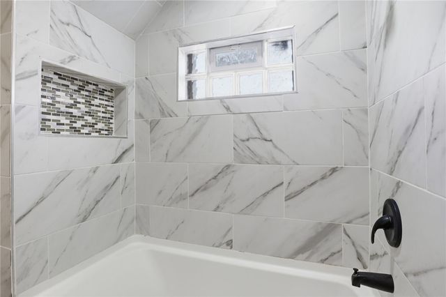 269 Lexington Avenue, Rochester, NY 14613