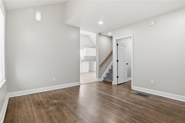 269 Lexington Avenue, Rochester, NY 14613