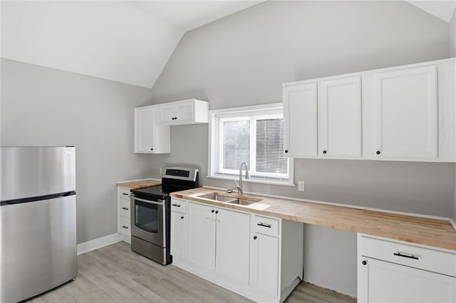 269 Lexington Avenue, Rochester, NY 14613