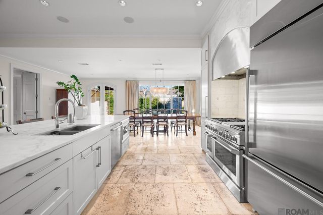 3250 Torrance Dr, Baton Rouge, LA 70809