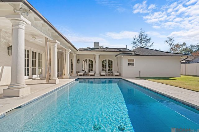 3250 Torrance Dr, Baton Rouge, LA 70809