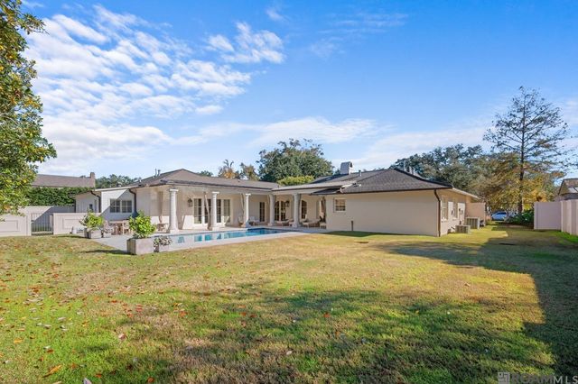 3250 Torrance Dr, Baton Rouge, LA 70809