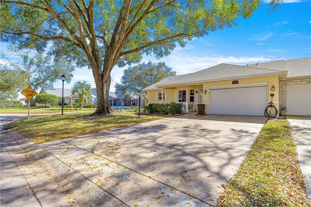 Image 3 of property listing at 9335 SW 85TH TERRACE A, Ocala, FL 34481