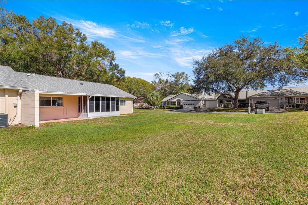 Image 36 of property listing at 9335 SW 85TH TERRACE A, Ocala, FL 34481