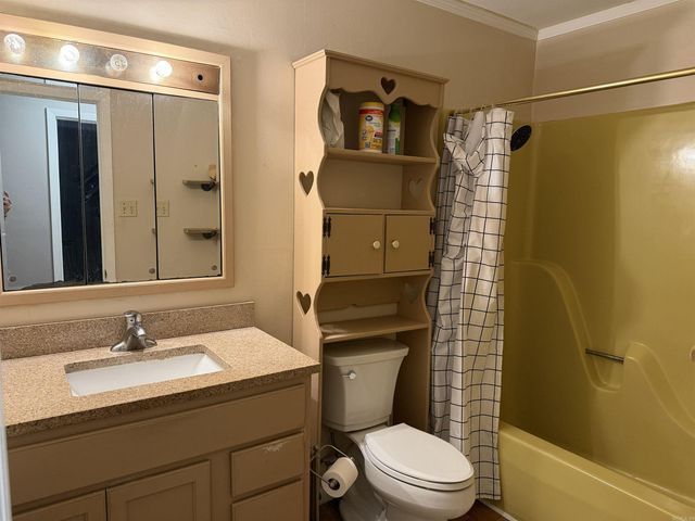 201 Cater Dr, Jonesboro, AR 72405