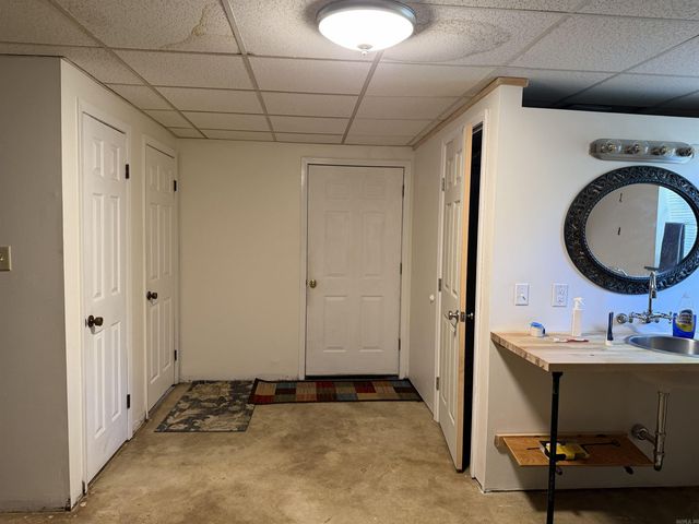 201 Cater Dr, Jonesboro, AR 72405