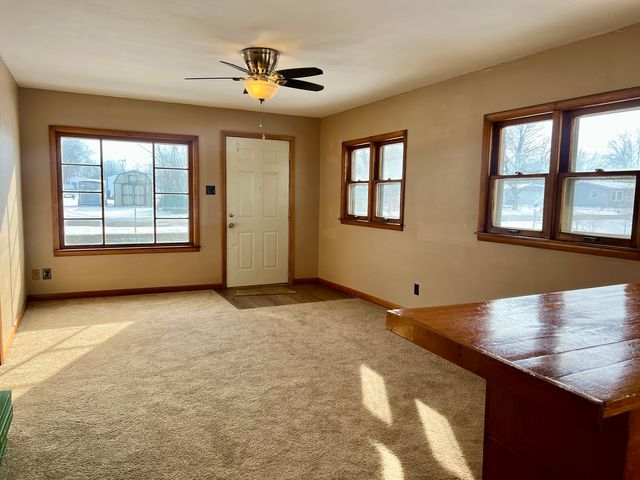 221 W 7th Street, Tilton, IL 61833