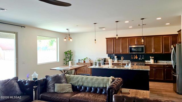 5595 S White Spar Trail, Tucson, AZ 85747