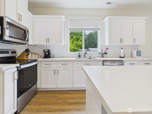7049 Quinn Court SE, Tumwater, WA 98501