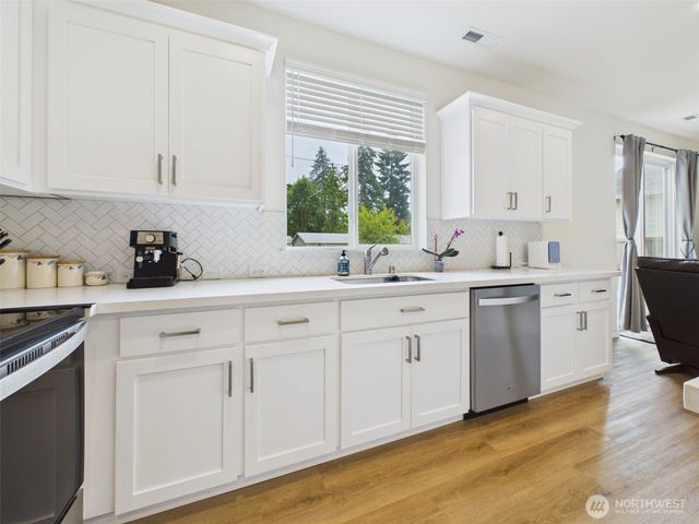 7049 Quinn Court SE, Tumwater, WA 98501