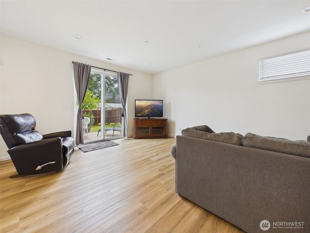 7049 Quinn Court SE, Tumwater, WA 98501