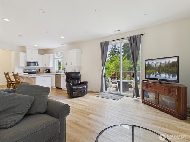 7049 Quinn Court SE, Tumwater, WA 98501