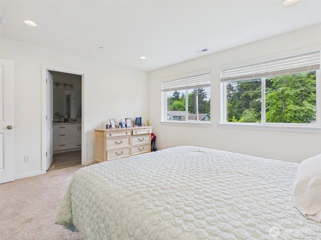 7049 Quinn Court SE, Tumwater, WA 98501