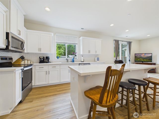 7049 Quinn Court SE, Tumwater, WA 98501