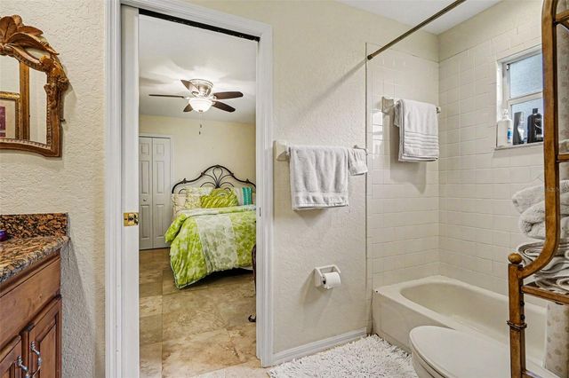 3073 LANDINGS COURT, Haines City, FL 33844