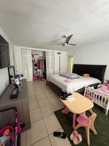 11840 NE 19th Drive 14, North Miami, FL 33181