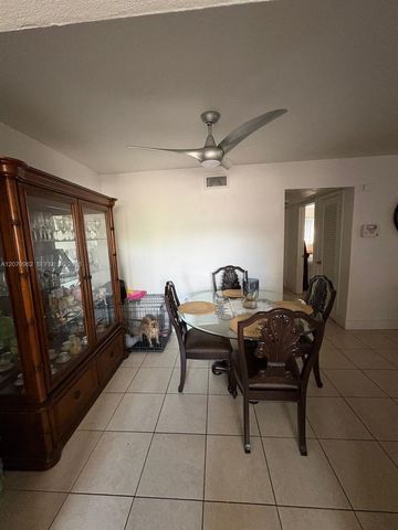 11840 NE 19th Drive 14, North Miami, FL 33181
