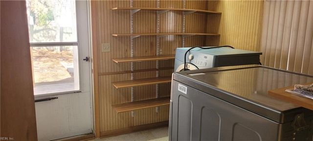 3772 Larkin ST, Norfolk, VA 23513