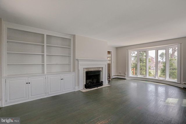 520 CLARKS LN, West Chester, PA 19382