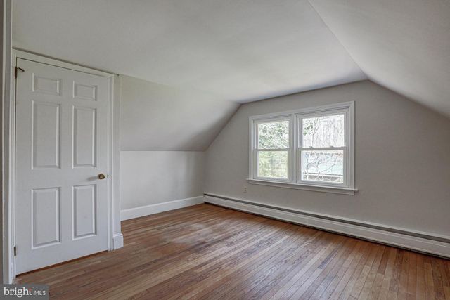 520 CLARKS LN, West Chester, PA 19382