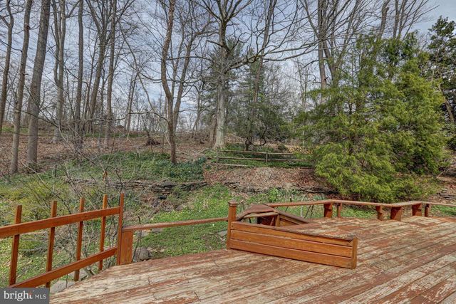 520 CLARKS LN, West Chester, PA 19382