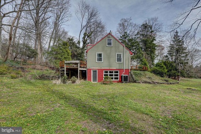 520 CLARKS LN, West Chester, PA 19382