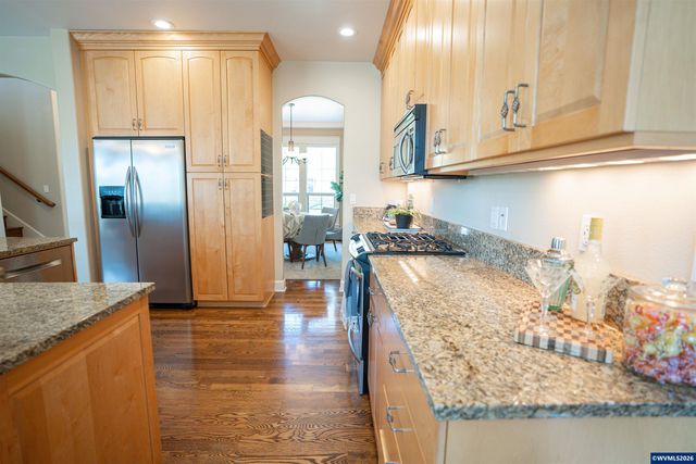 1750 SW Pinehurst Pl, Corvallis, OR 97333