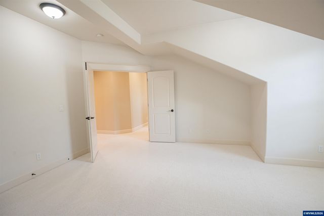 1750 SW Pinehurst Pl, Corvallis, OR 97333