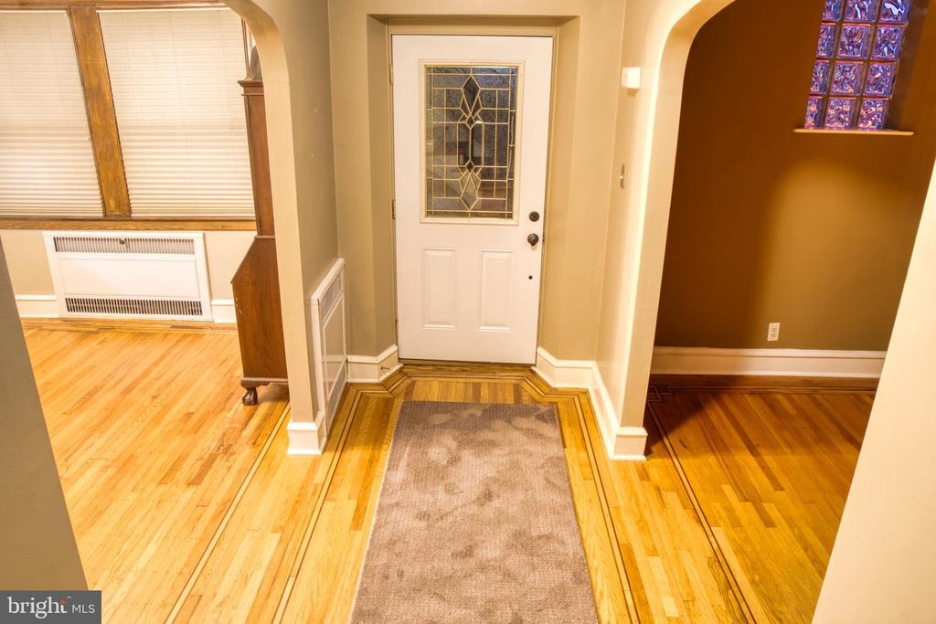 8030 BURHOLME AVE, PHILADELPHIA, PA 19111 — photo 2
