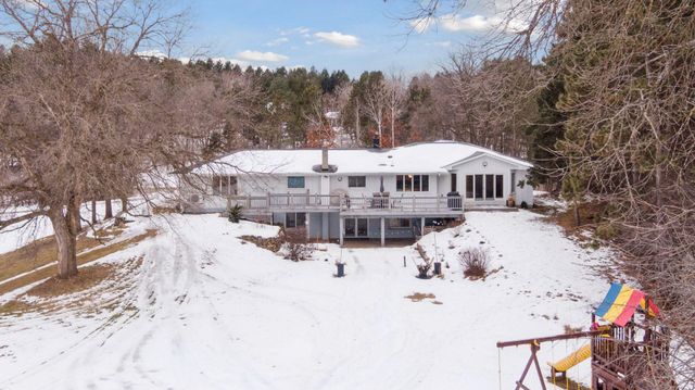 9353 Stonebridge Trail N, Stillwater, MN 55082