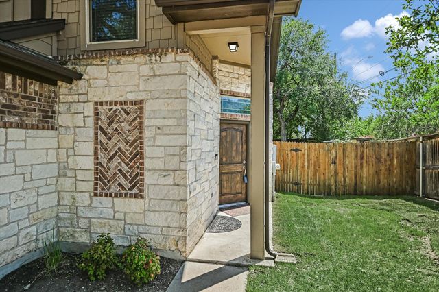 7709 Menchaca RD 1, Austin, TX 78745