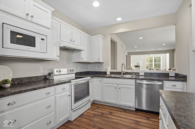 16003 Malbec Street, Fishers, IN 46037